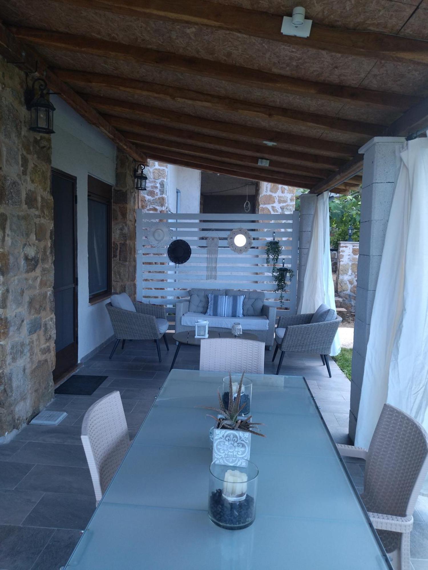 Stonehouse & Casa Al Sole E Al Mare Vila Néa Ródha Exterior foto
